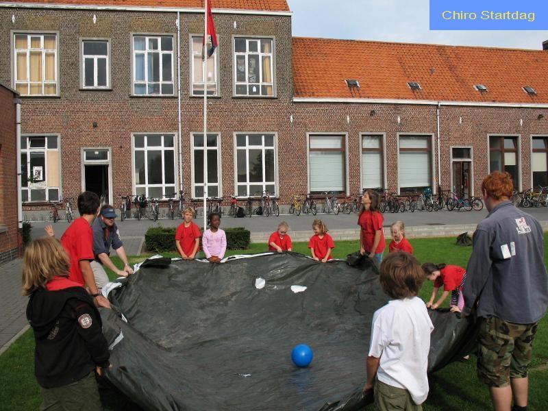 06 startdag parachute.jpg